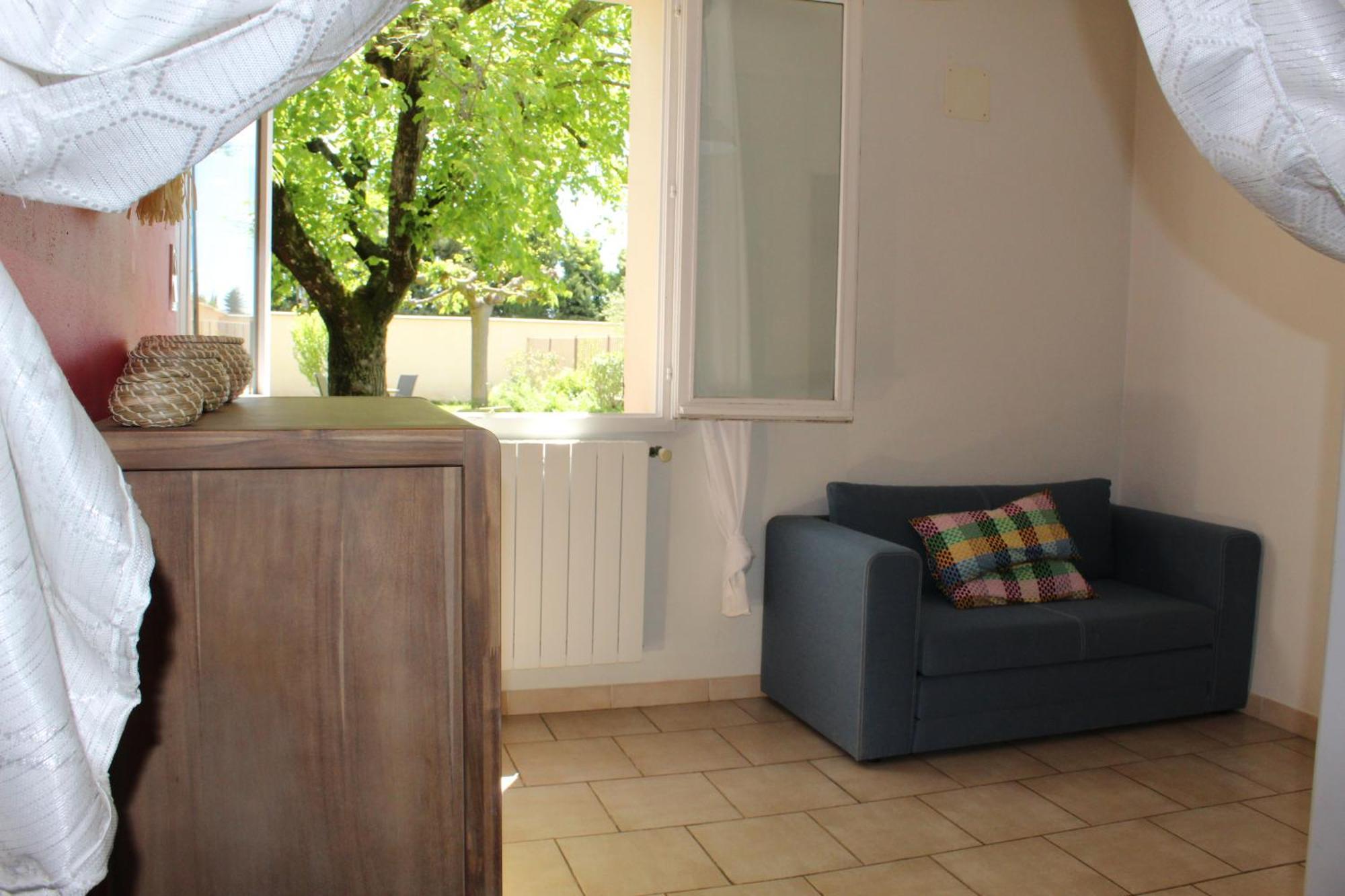 Mas La Gentille ,,, A La Campagne , Beautiful Outdoor , Swimming Pool , Pool House , Nice Green Garden , Bbq ,,, Only For You , Pour Passer Un Sejour Inoubliable Pernes-les-Fontaines Esterno foto