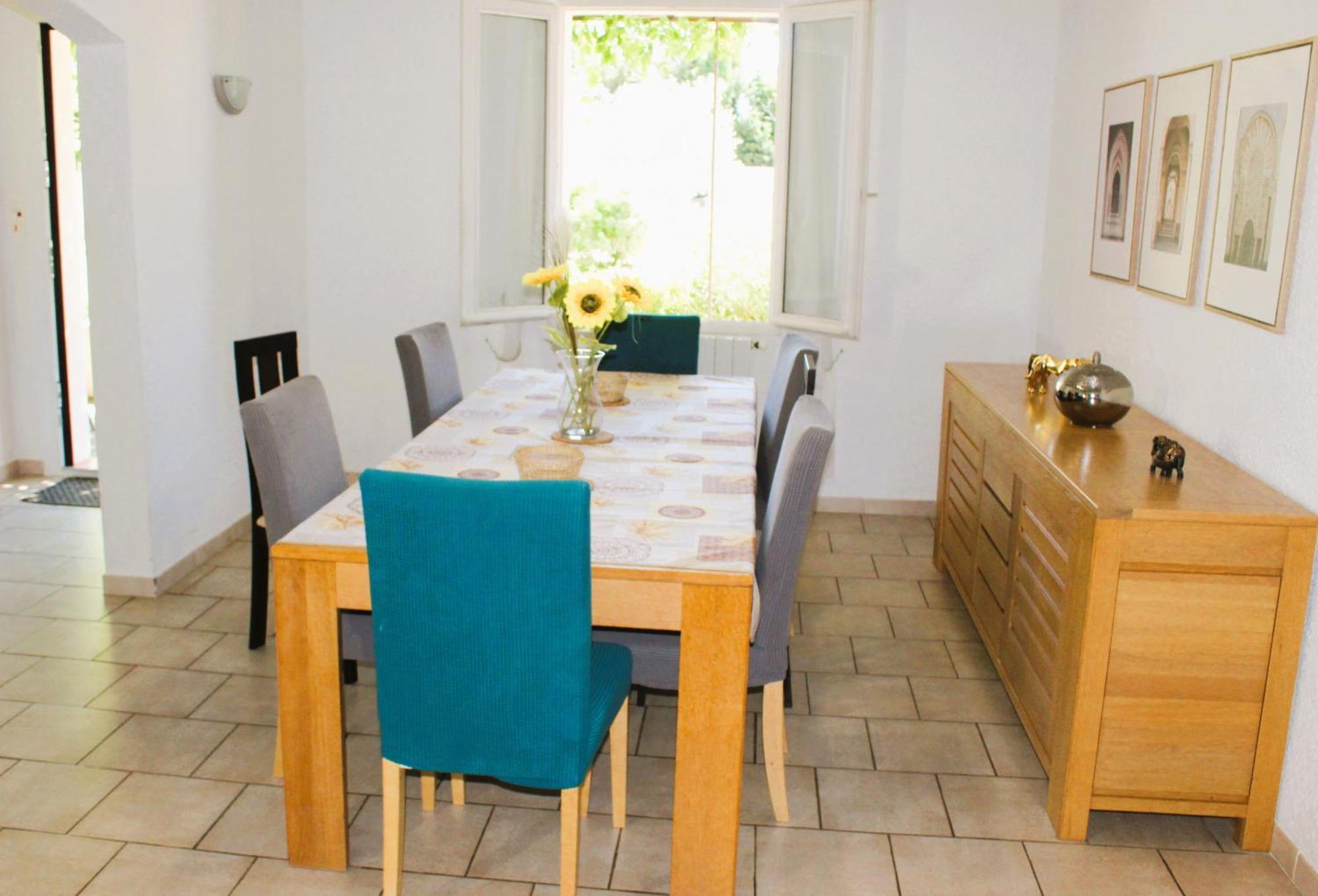 Mas La Gentille ,,, A La Campagne , Beautiful Outdoor , Swimming Pool , Pool House , Nice Green Garden , Bbq ,,, Only For You , Pour Passer Un Sejour Inoubliable Pernes-les-Fontaines Esterno foto
