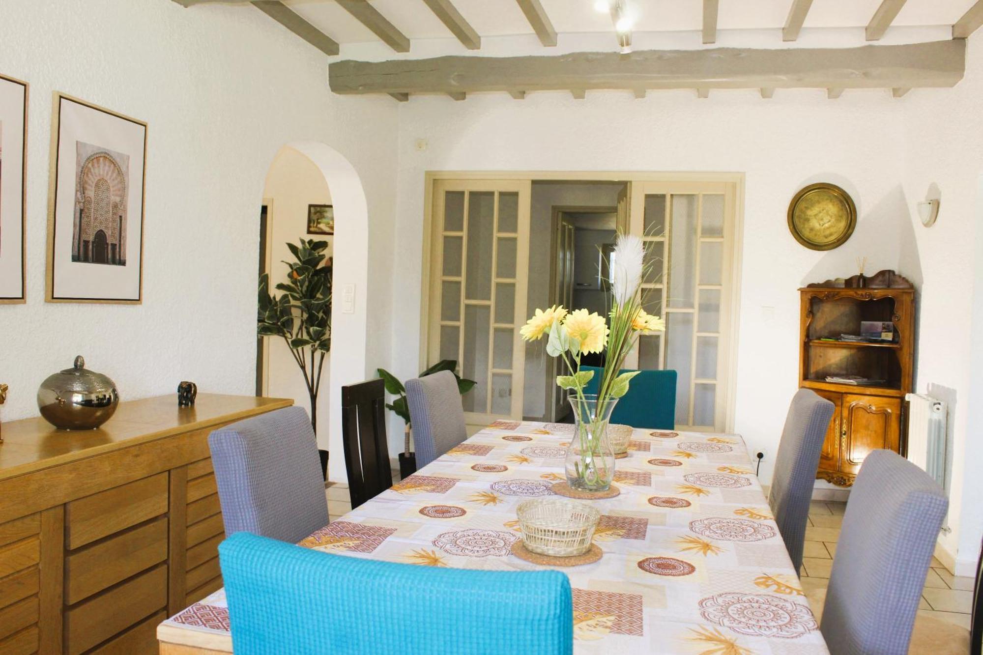 Mas La Gentille ,,, A La Campagne , Beautiful Outdoor , Swimming Pool , Pool House , Nice Green Garden , Bbq ,,, Only For You , Pour Passer Un Sejour Inoubliable Pernes-les-Fontaines Esterno foto